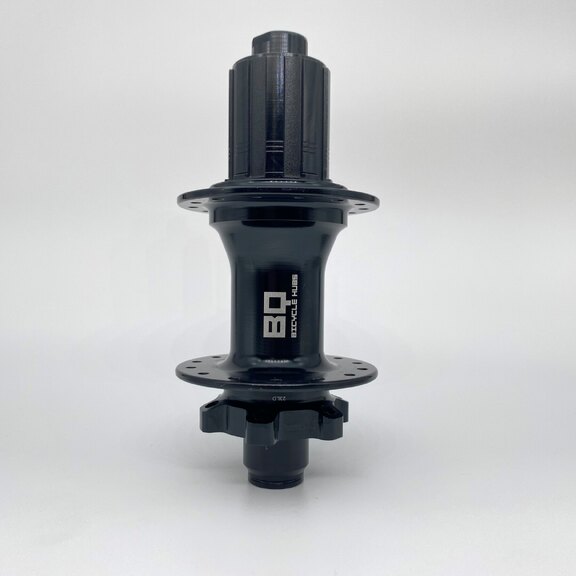 Achternaaf / 148 MM / Steekas Ø 12 MM / Disc (6 bout) / 28GTS / BQ-RH30014 / HG Body 36,85 MM 